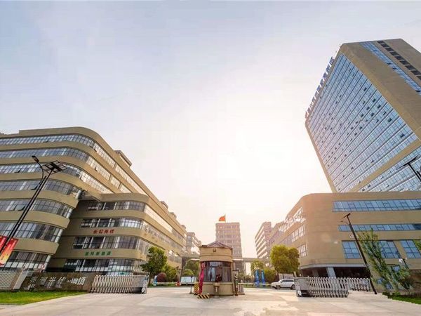 秀湖阳光云际